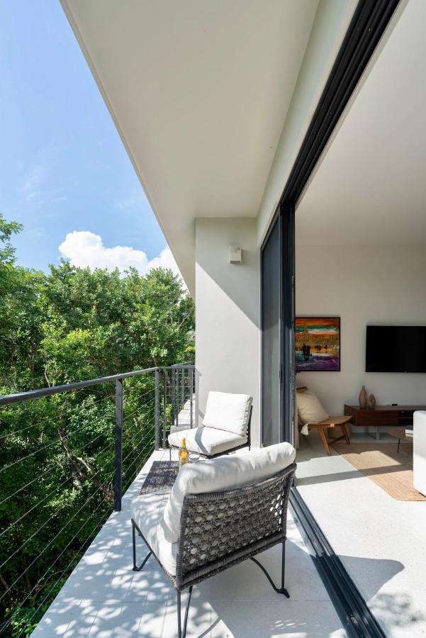 Stylish And Peaceful Jungle At 525 Appartamento